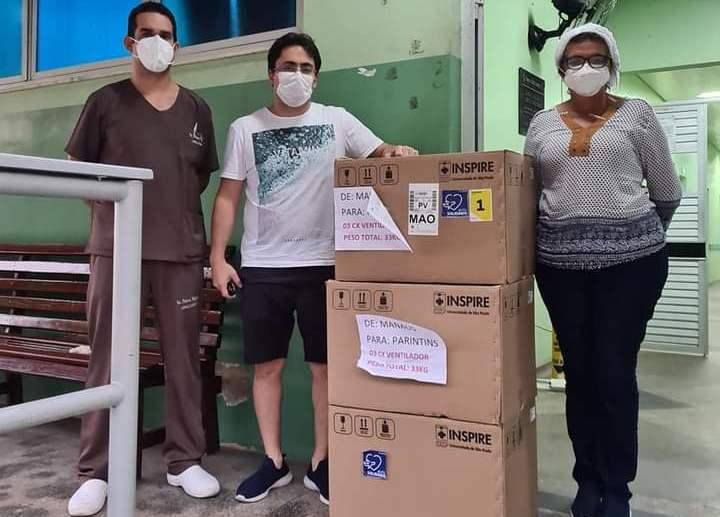 Ao se despedir de Parintins, médico Daniel Tanaka faz entrega de respiradores doados pela USP para hospital Padre Colombo