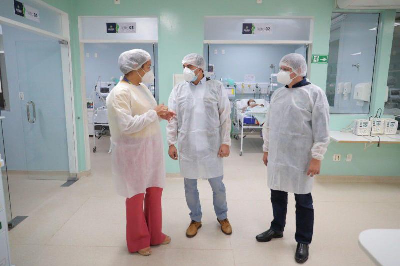 Hospital Nilton Lins registra 31 altas e um óbito em dez dias de funcionamento