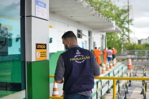 Procon-AM notifica distribuidoras de combustíveis sobre preço da gasolina