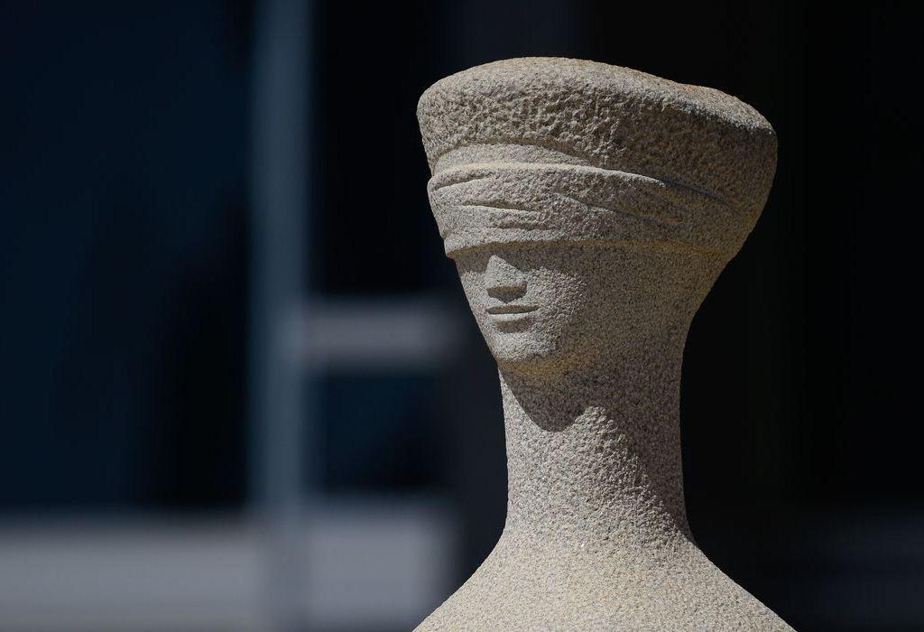 Ministro do STF pede detalhamento de grupo prioritário da vacinação