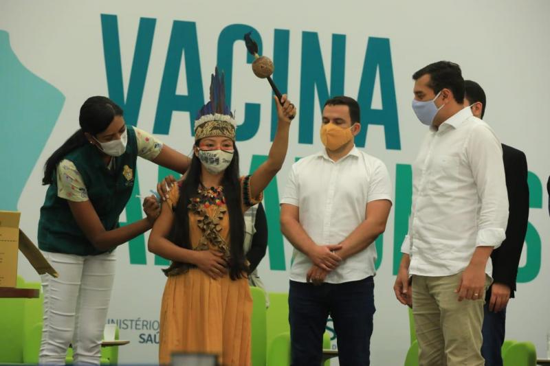 União tem 48h para se manifestar sobre vacinação coletiva em Manaus