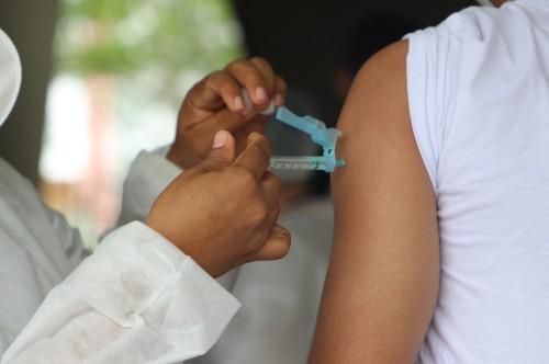 FVS informa aplicação de 238.850 doses de vacina contra Covid-19 no Amazonas até domingo (21/02)
