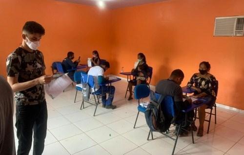 Em Benjamin Constant, Idam atua na entrega de 2,5 mil Cartões do Auxílio Estadual