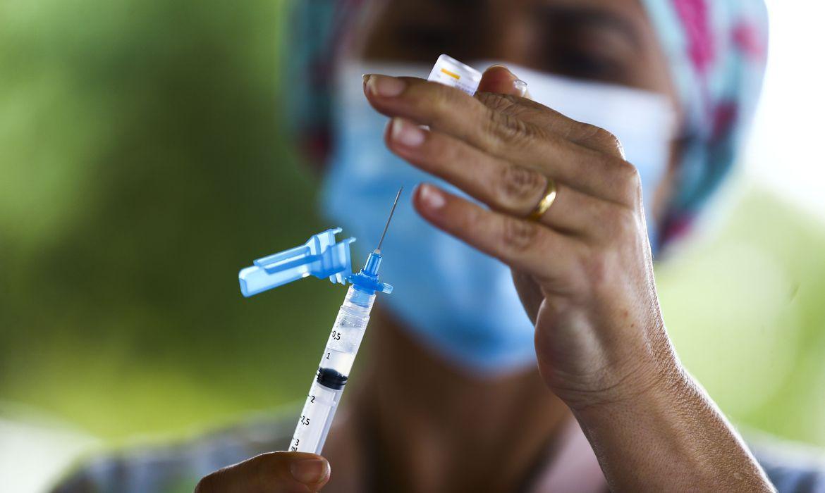 Covax entregará 237 milhões de doses de vacinas a 142 países até maio