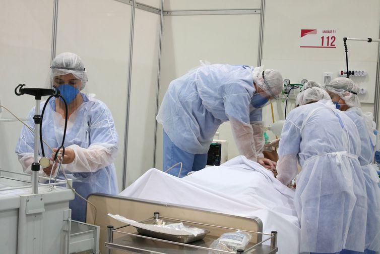 Ocupação elevada de UTIs pode aumentar média de vítimas da Covid-19 Ocupação elevada de UTIs pode aumentar média de vítimas da Covid-19