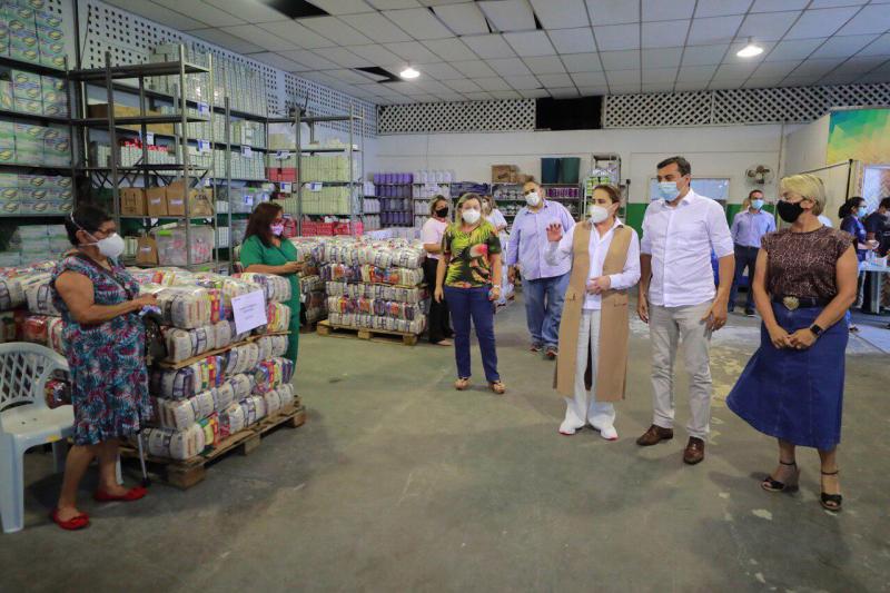 Governador Wilson Lima inicia entrega cestas básicas para famílias atendidas por Organizações da Sociedade Civil