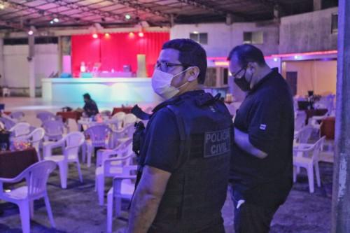 CIF fecha festa clandestina com cerca de 300 pessoas no domingo (21/03), em Manaus