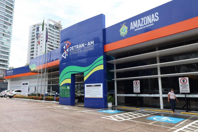 Detran-AM anuncia retomada dos atendimentos presenciais