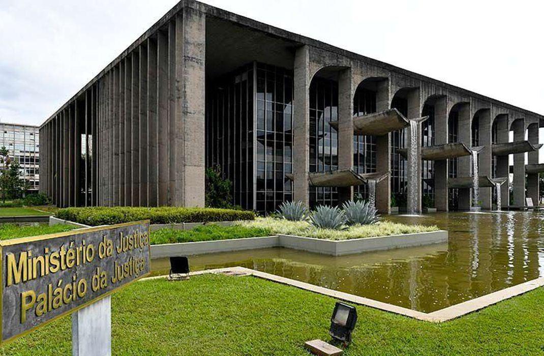 Justiça libera R$ 160 milhões para área de segurança de seis estados