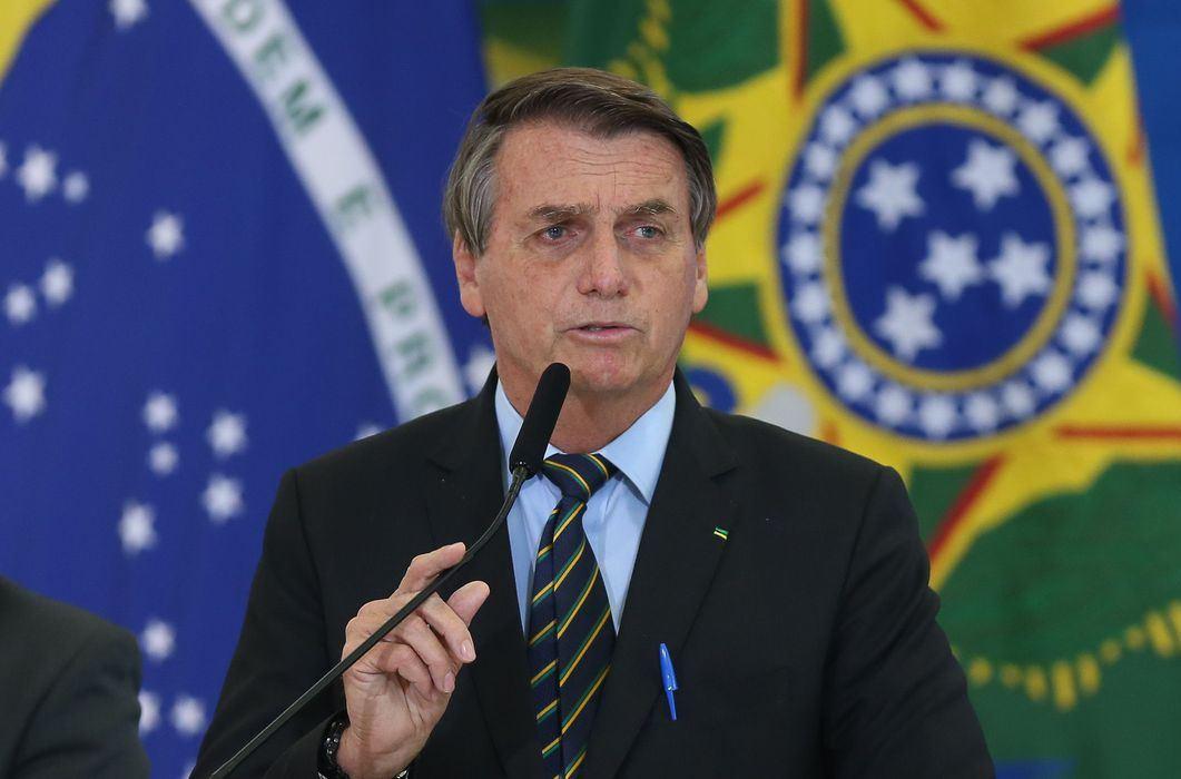 Governo publica decreto que cria comitê nacional de combate à pandemia