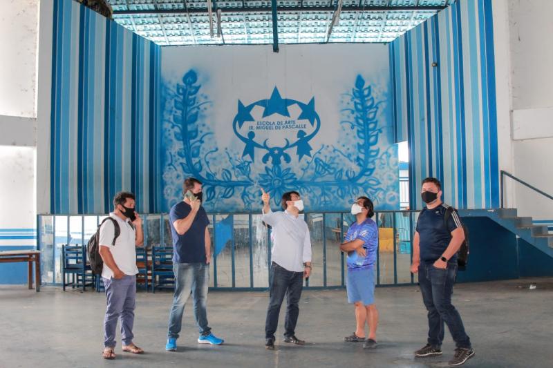Boi Caprichoso retoma atividades com revitalização do curral, escola de artes e galpão central