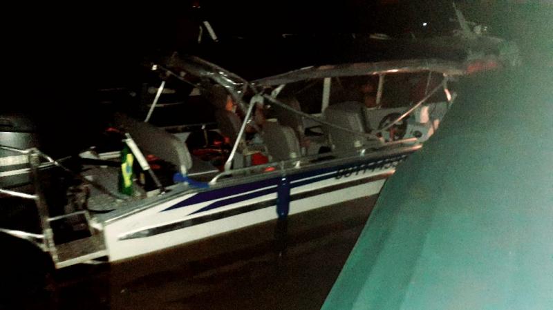 Segue busca pelo pequeno Pedro Henrique, de 7 anos, vítima de acidente em lancha no Município de Barreirinha 