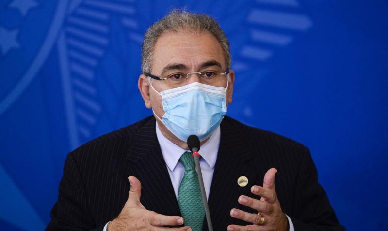 Ministro da Saúde, Marcelo Queiroga, diz que inclusão de novos grupos na vacinação atrapalha o PNI
