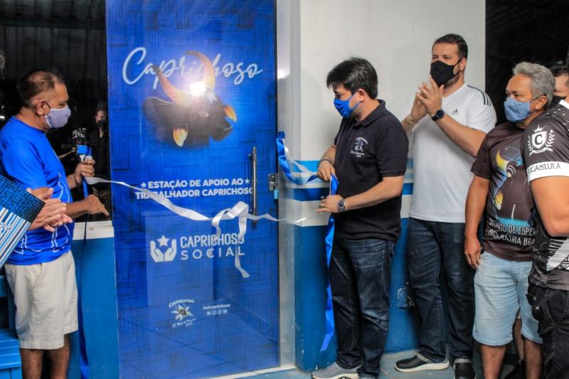 Caprichoso inaugura Estação do Trabalhador e orienta artistas sobre projetos culturais 