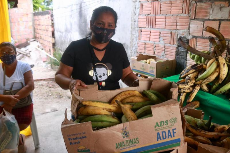 Governo do Estado doa 7.5 toneladas de alimentos para instituições que atendem famílias em risco social