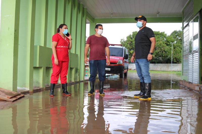 Prefeitura de Barreirinha presta assistência a famílias em vulnerabilidade social com entrega de cestas básicas