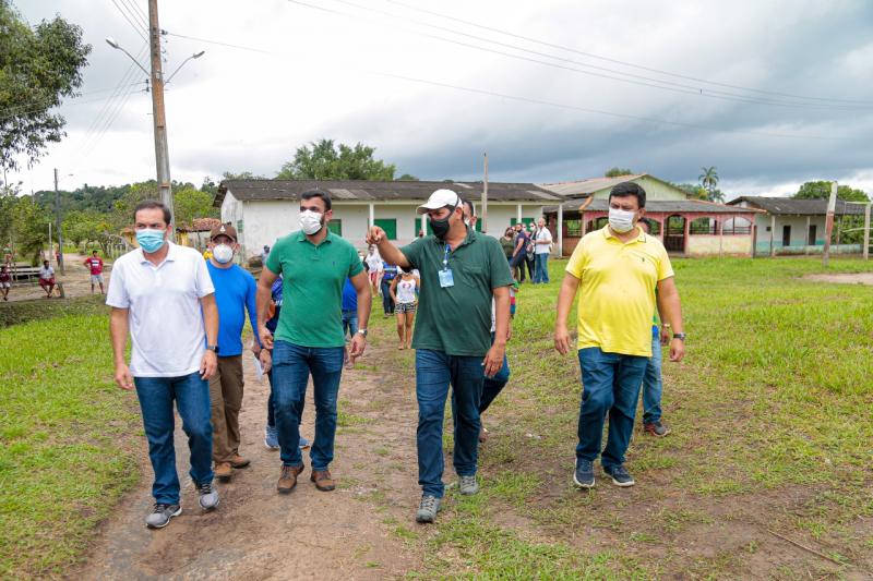 Comunidade Santa Rita da Valéria vai ganhar mirante, escadaria com rampa e píer turístico