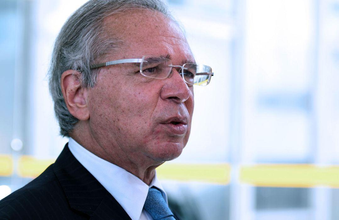 Programa para capacitar jovens terá auxílio de R$ 600, diz Paulo Guedes