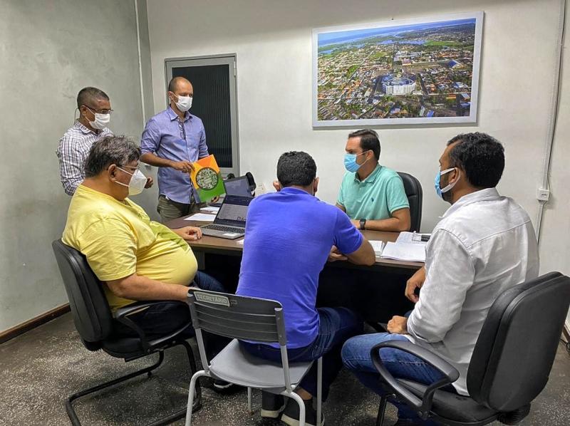 Prefeito em exercício Mateus Assayag viabiliza continuidade de projetos de emenda conquistados por Bi Garcia