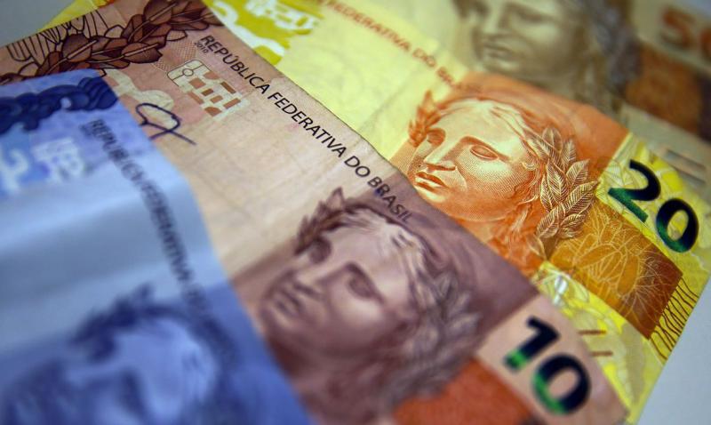 Trabalhadores com contrato suspenso ou jornada reduzida começam receber hoje benefício emergencial