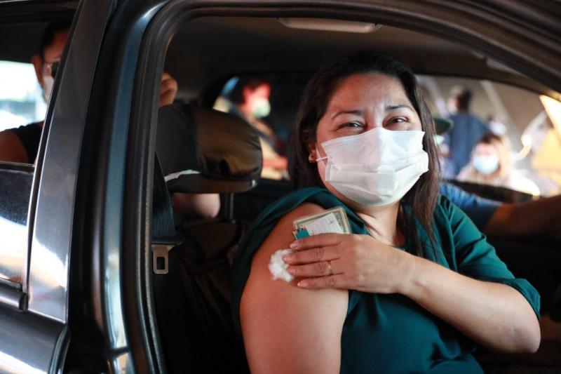 Mais de 59 mil pessoas foram vacinadas contra Covid-19 em Manaus no sábado