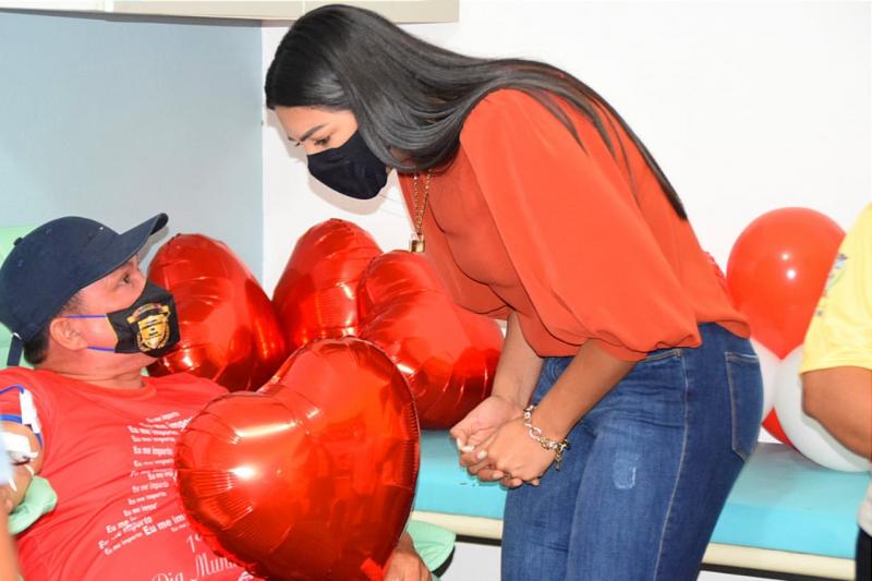 Primeira dama de Parintins, Mayra Dias, participa de ações que salvam vidas 