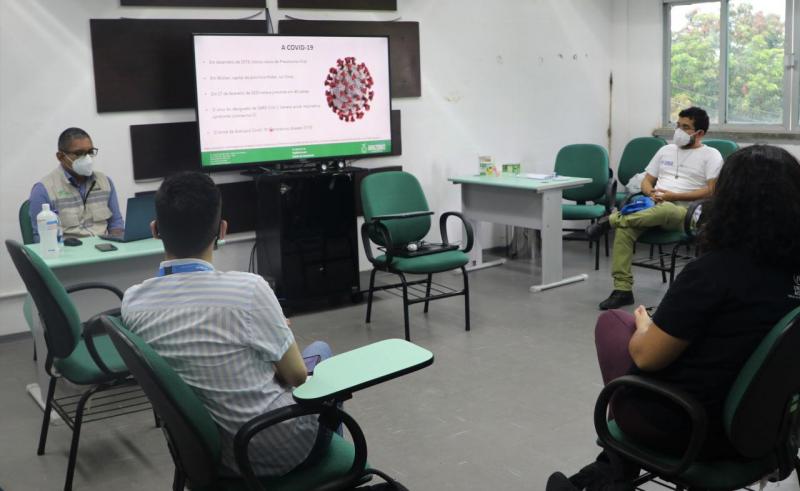FVS-AM reforça sobre importância de medidas preventivas à Covid-19 em populações vulneráveis migrantes