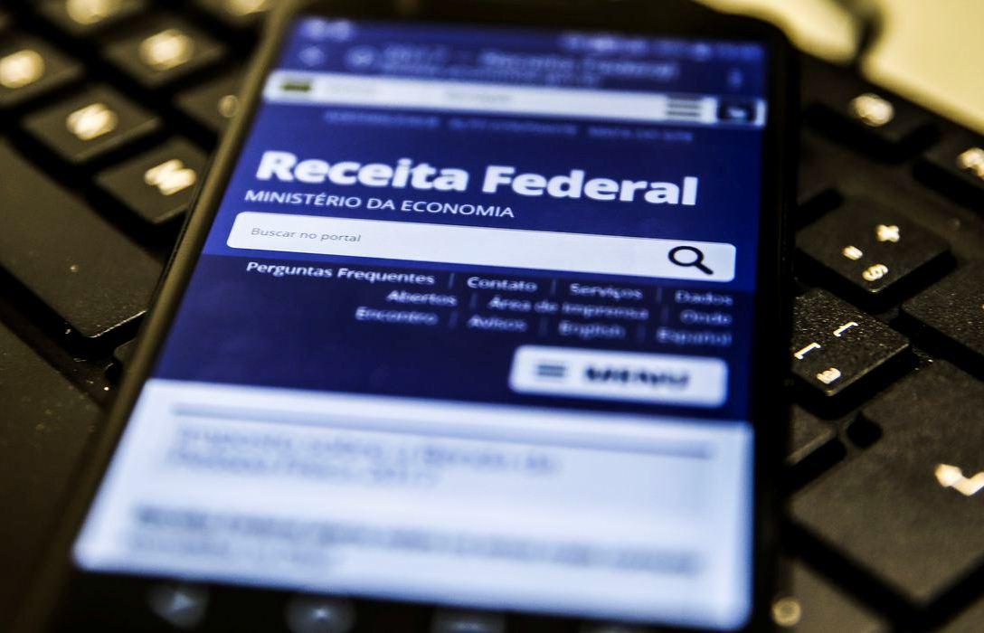 Receita libera consulta a segundo lote de restituição do IR