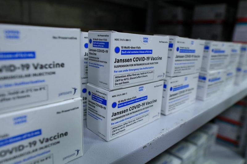 Amazonas recebe 106 mil doses de vacinas, incluindo um primeiro lote da Janssen