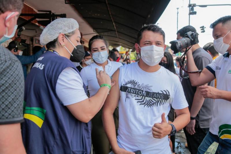 No Dia D de Vacinação contra Covid, mais de 5 mil parintinenses recebem primeira dose de imunizantes 