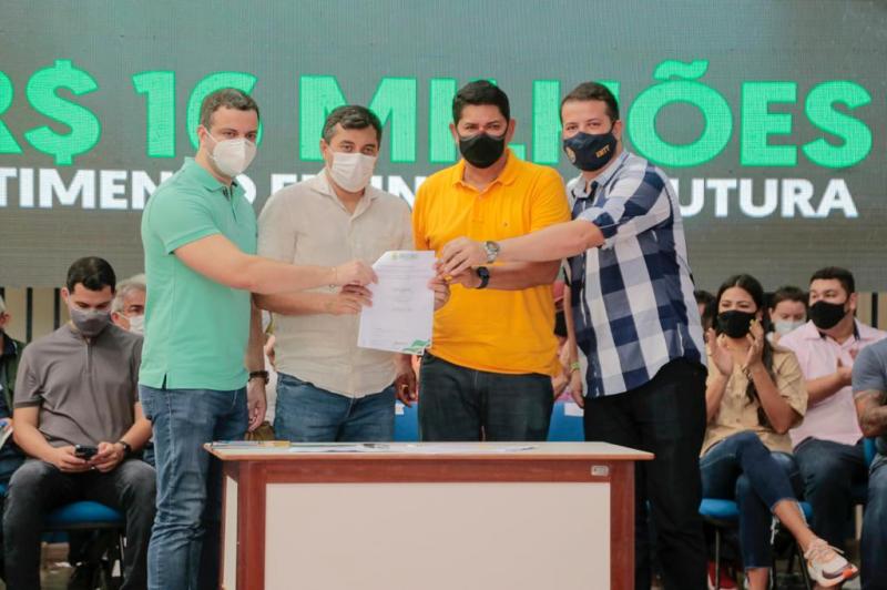 Detran-AM assina convênio com a Prefeitura de Parintins para tornar ações de trânsito no município mais eficientes