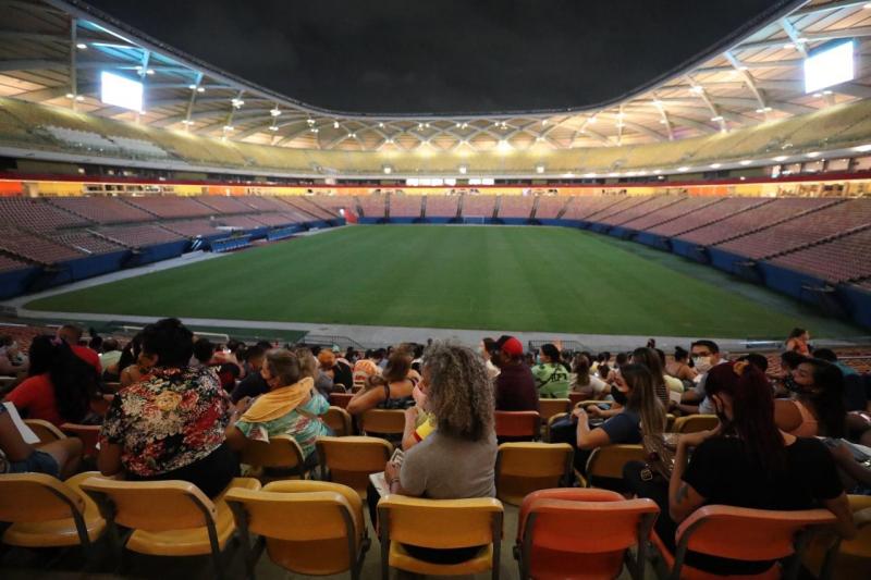 Para agilizar vacinação, Arena da Amazônia recebe pedestres do Vasco Vasques