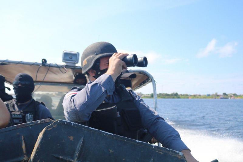 Mais de 300 armas foram apreendidas pela PM em ações de combate aos piratas em Coari