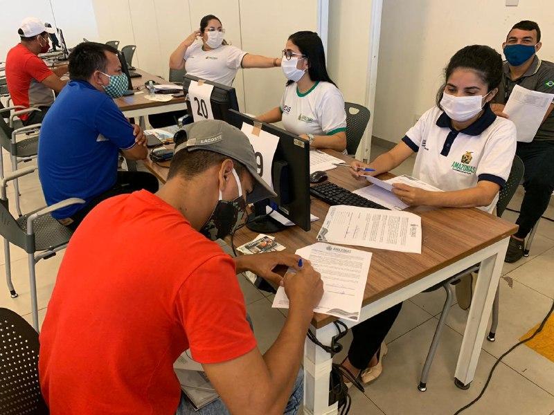 Governo do Amazonas paga 17ª parcela do Auxílio Moradia aos moradores do Monte Horebe