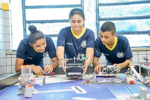 Programa Ciência na Escola tem 712 propostas aprovadas em 26 municípios do Amazonas