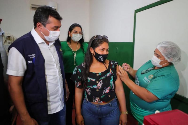 Na abertura de mutirões, Wilson Lima destaca que 20 municípios já vacinam a partir de 18 anos contra a Covid-19