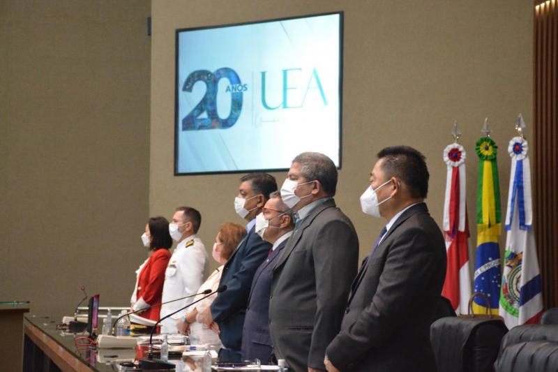 Aleam realiza homenagem pelos 20 anos de atuação da UEA na educação do Amazonas