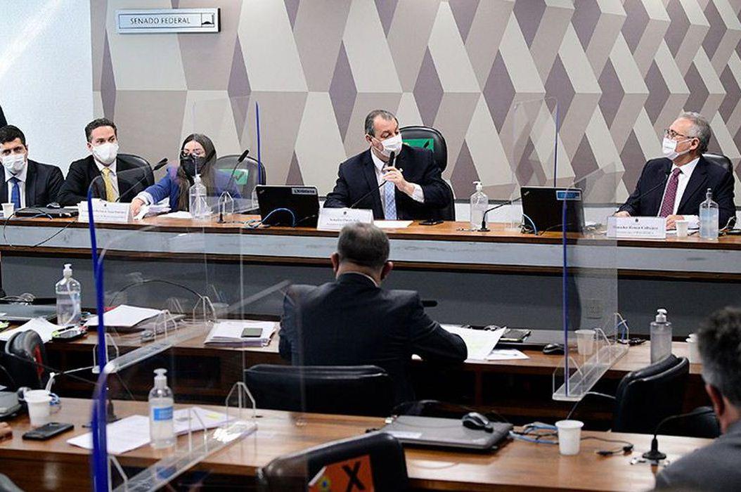 Diretora da Precisa diz não haver ilegalidade em negociação da Covaxin