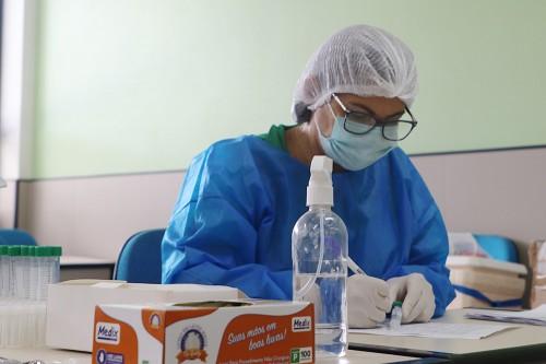 Em 24 horas, Amazonas registra 230 novos casos da Covid-19