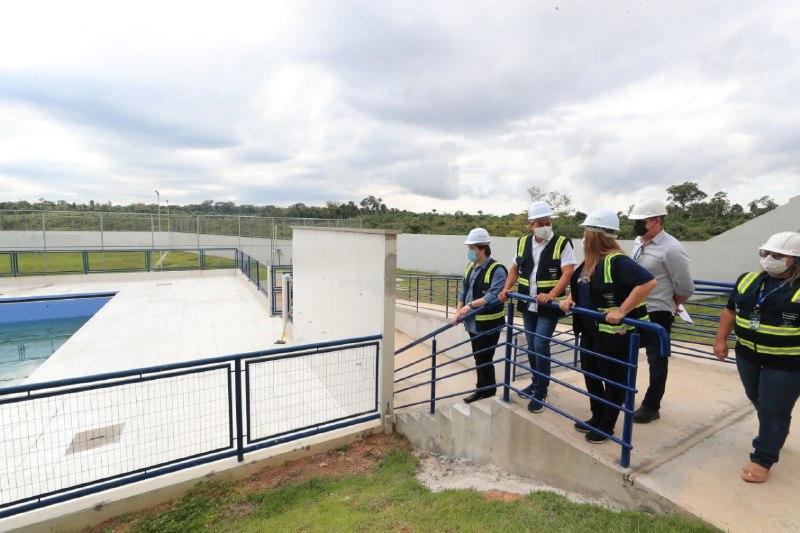 Wilson Lima vistoria obras do novo Ceti de Manaus, localizado no antigo Monte Horebe