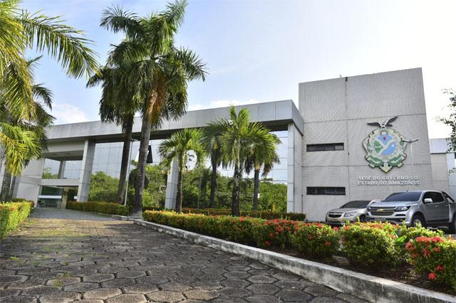 Governo do Amazonas acusa vice de fraudar diário para exonerar secretário
