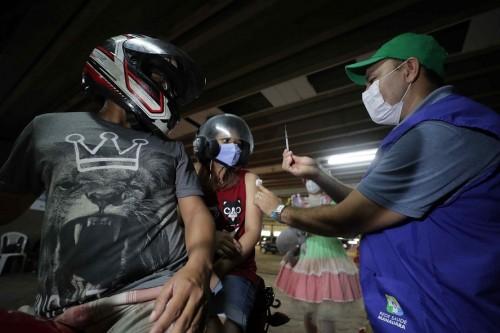 Sambódromo é o posto que mais aplicou vacinas contra a Covid-19 em seis meses de campanha
