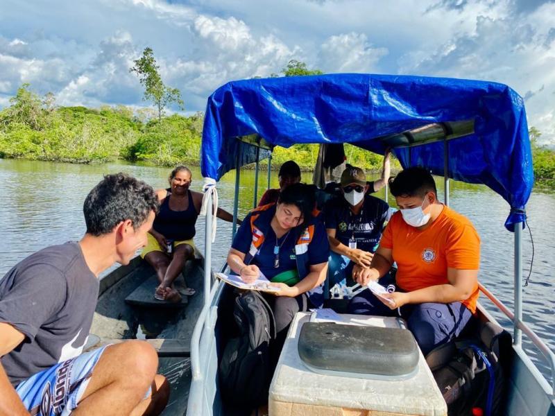 Governo do AM está na reta final de entrega dos cartões do Auxílio Estadual Enchente em Novo Airão