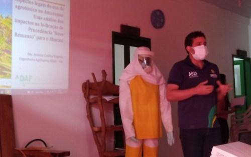 Adaf esclarece produtores de abacaxi sobre o uso correto de agrotóxicos