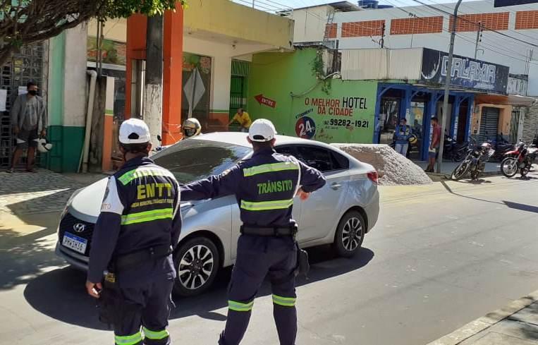 Ação de conscientização no trânsito da EMTT permanece nas principais ruas de Parintins