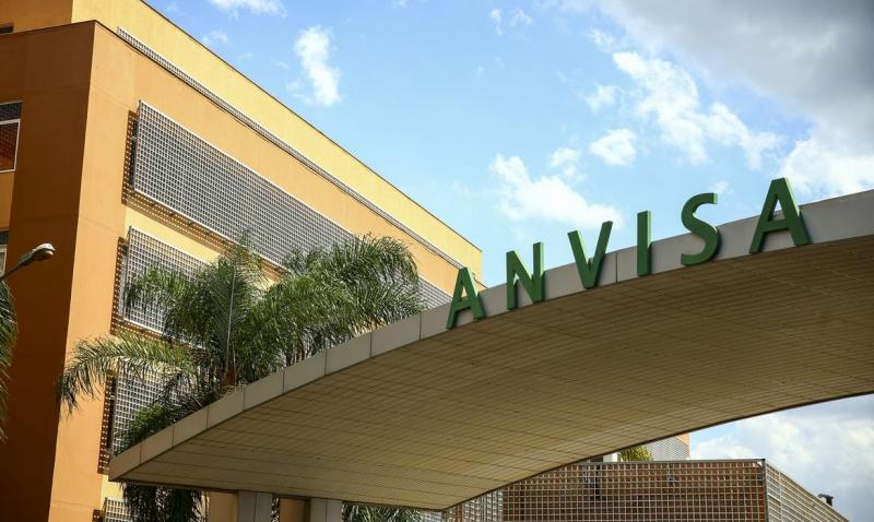 Anvisa alerta sobre casos raros de Guillain-Barré após vacinação contra Covid- 19