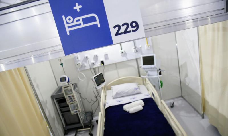 Média móvel de mortes por Covid-19 fica abaixo de mil pelo terceiro dia consecutivo