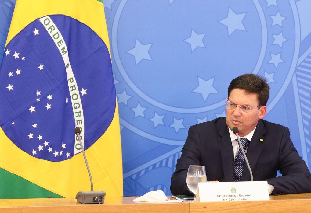 Novo Bolsa Família cumprirá teto de gastos, diz ministro da Cidadania