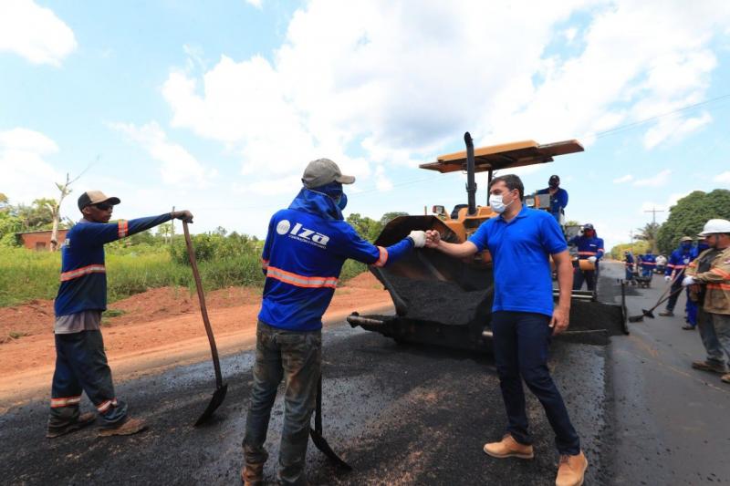 Wilson Lima visita obras de duplicação na AM-070 e em três ramais que vão beneficiar 780 famílias de agricultores