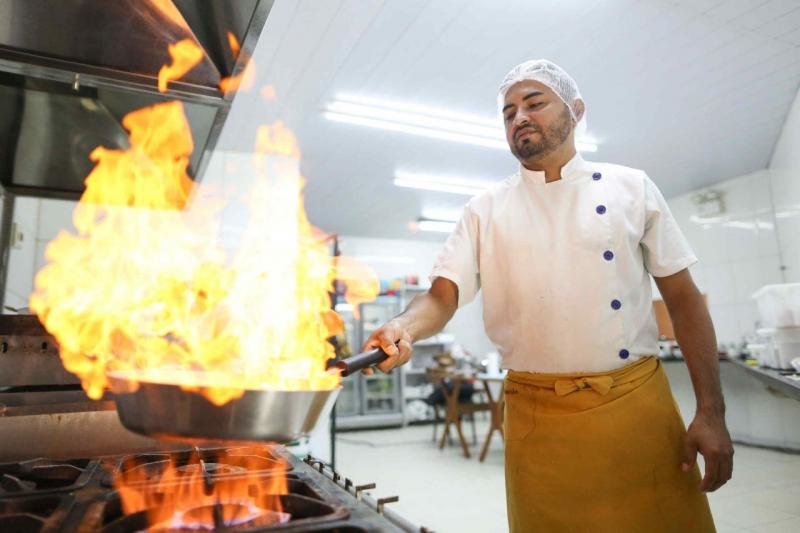 AM é líder no ranking nacional de competitividade com tarifa de gás natural para estabelecimentos comerciais